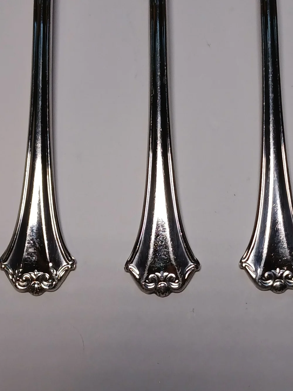 Reed & Barton COUNTRY FRENCH Stainless 6-Piece Lot - 5 Salad Forks & 1 Tbsp